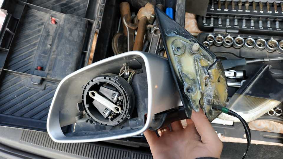 Opel vectra c, signum. 		боковое зеркало заднего вида — снятие, разборка, замена зеркала, 		электромотор зеркала