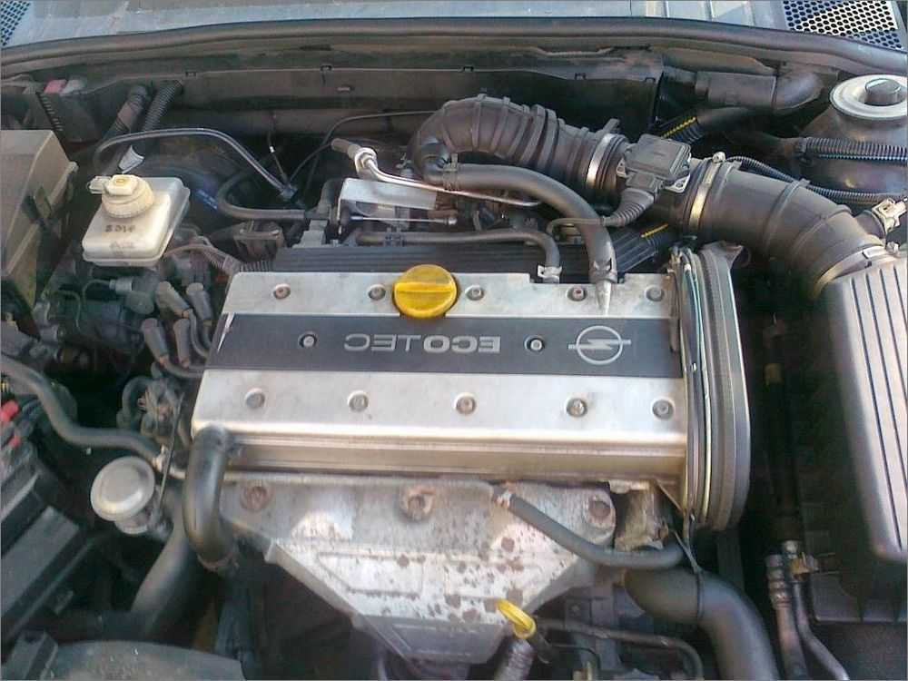 Вектра б 1.8 бензин. Opel Vectra b 1.8 мотор. Мотор Opel Vectra b 1.8 x18xe 1. Опель Вектра б x18xe. Опель Вектра 1998 1.8 мотор.