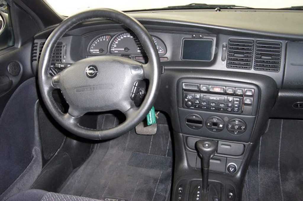Опель вектра б 2001г. Opel Vectra b 2000 2.2 автомат. Opel Vectra b 2000 салон. Opel Vectra b 1998 Торпедо. Опель Вектра б 1.6 1999.