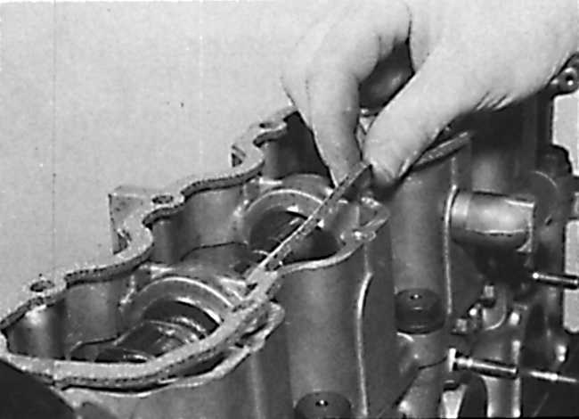 Ремонт опель вектра : зубчатый ремень и механизм натяжения (модели 1,4 и 1,6 л кроме с16 nz2) opel vectra a