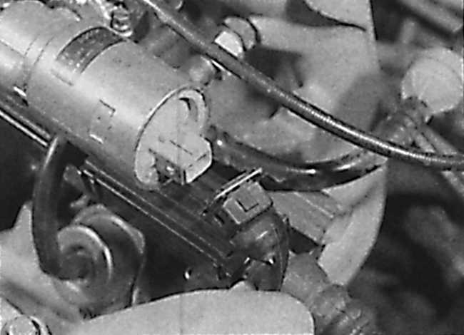 Ремонт опель вектра : регулятор давления топлива opel vectra a