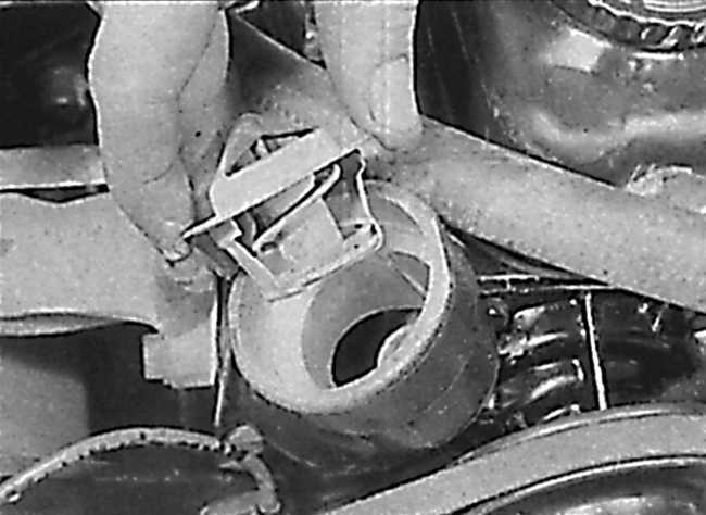 Opel kadett e снятие и установка двигателя